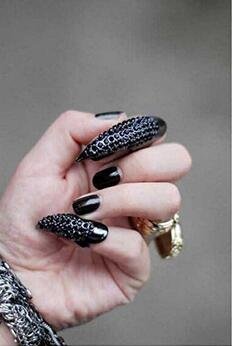 Mens Gothic Full Finger Rings Retro Punk Rock False Nail Finger Claw Eagle Claw Womens Jewelry Alloy Rhinestone Fingertip Claw for Cosplay Party Halloween Activity (5PCS/Black)