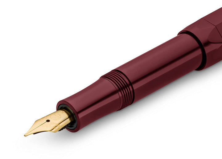 CLASSIC SPORT Fountain Pen Bordeaux with 23 Carat Gold-Plated Steel Nib and Iridium Tip for Ink Cartridges I Sport Fountain Pen 13 cm I Nib: F (Fine)