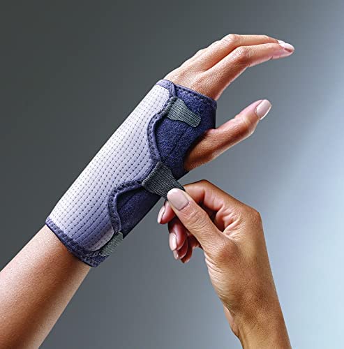 FUTURO Comfort Stabilizing Wrist Brace, Helps Support Sprains, Strains, and Symptoms of Carpal Tunnel Syndrome, One Size