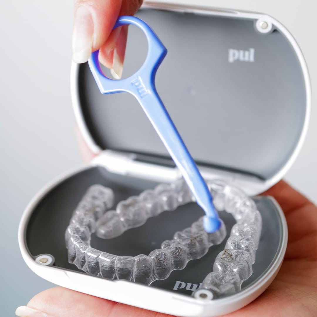 PUL Clear Aligner Removal Tool Compatible with Invisalign Removable Braces & Trays, Retainers, Dentures and Aligners - Hygienic Oral Care Accessory, Personal Orthodontic Supplies - Orange (Pack of 4)