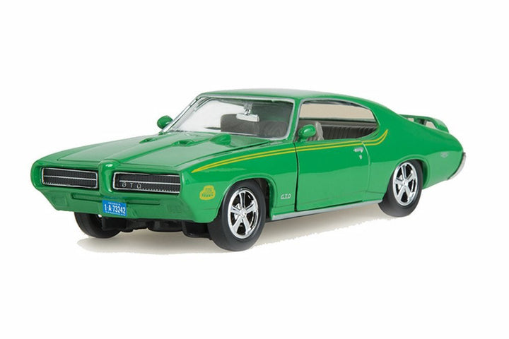 1969 Pontiac GTO Judge, Green - Motormax 73242 - 1/24 scale Diecast Model Toy Car for unisex-children