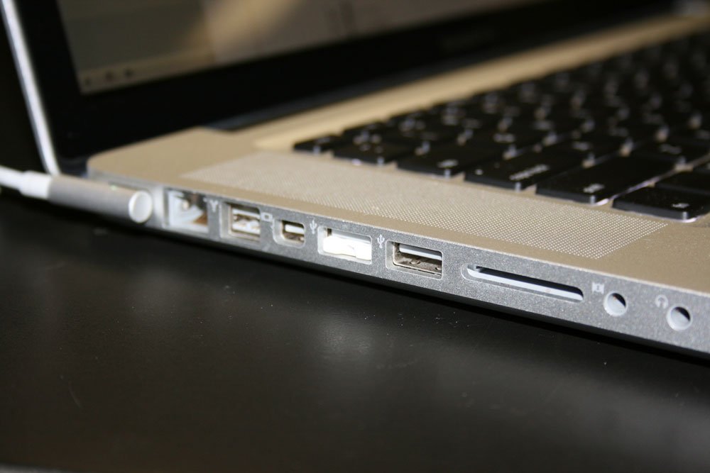 Security -0916 USB Port Locks, Pack of 10, Secure Your Data, USB Blocker with Key, Antitheft Locking Devices