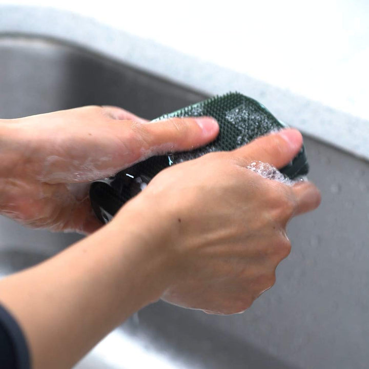 V2 the original Silicone Soap Saving Sleeve, fits many regular sized bar soaps, satisfying exfoliation (Purple)