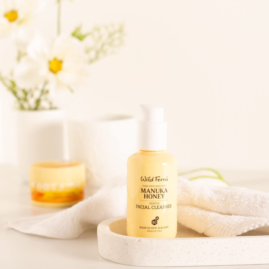 Manuka Honey Gentle Facial Cleanser, 96% Natural, 140 milliliters