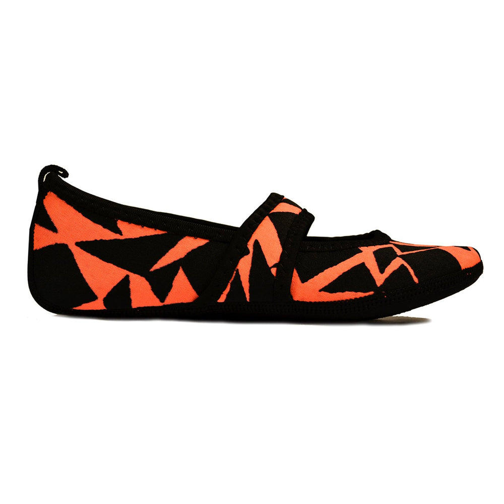 Betsy Lou Women's Shoes, Best Foldable & Flexible Flats, Slipper Socks, Travel Slippers & Exercise Shoes, Dance Shoes, Yoga Socks, House Shoes, Indoor Slippers, Black and Pink Geo, Medium
