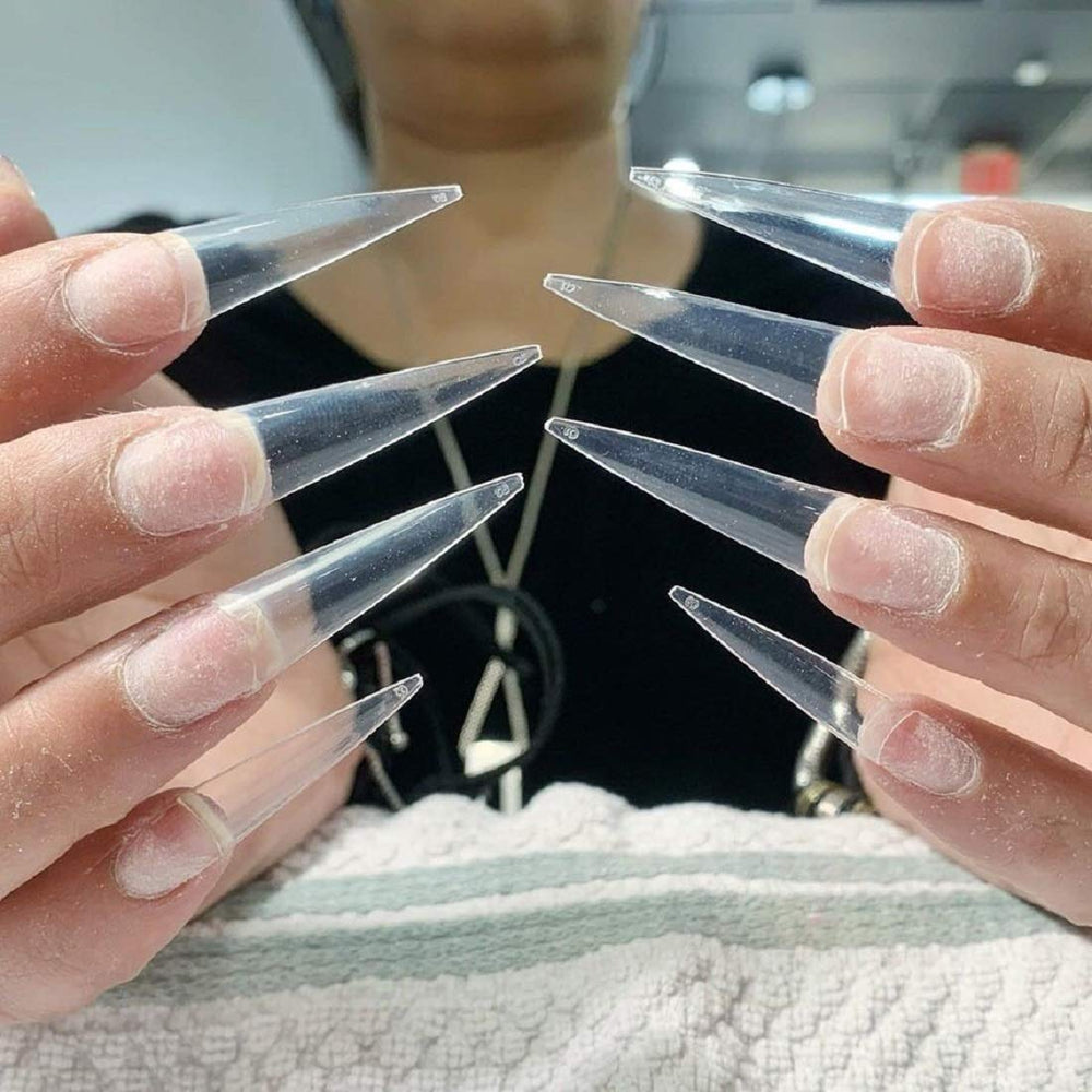 YIMART 600pcs Acrylic Medium Long Stiletto Nail Tips Easy Coffin Nails Sharp False Nail Art Tips For Nails Salon (Clear With Box)