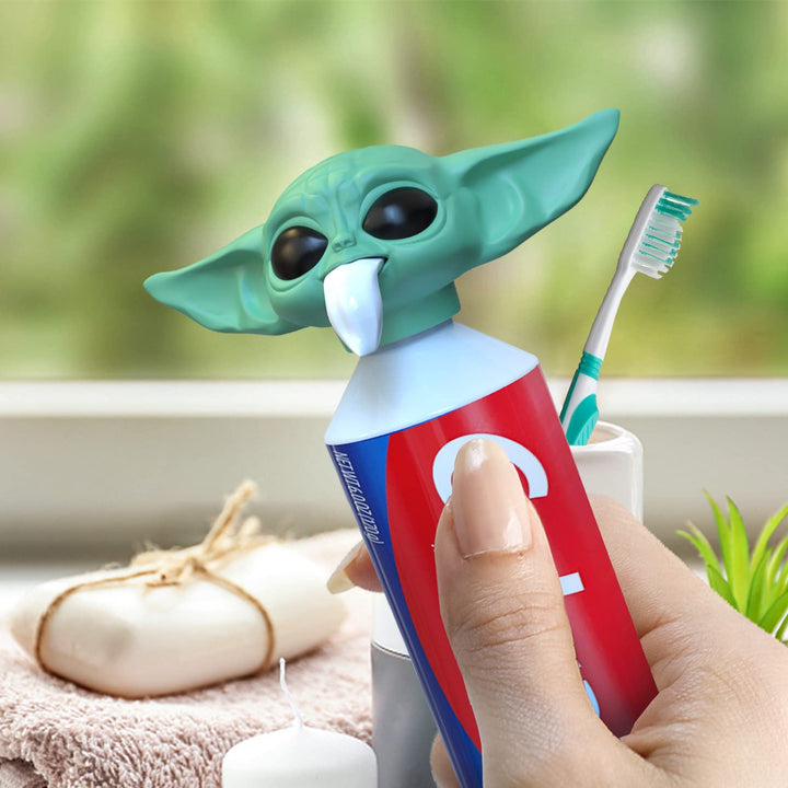 2022 New Baby Y-oda Toothpaste Topper G-rogu Cap The Mandalorian Dispenser for Kids, Star Wars Fans Gift Box