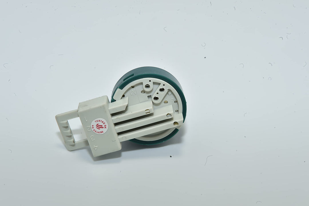 643132 OEM Original Ignition Switch Key Primavera Sprint GTS GTS Super GTV Granturismo, Piaggio BV Beverly X9, APRILA Scarabeo 150cc -500cc, 582951, AP8161170, 643132