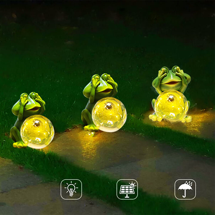 Garden Frog Decor Figurines, Solar Lights Outdoor Decorative Waterproof Cute Garden Sculptures & Statues for Patio Yard Lawn Clearance Ornaments (1 Pack)
