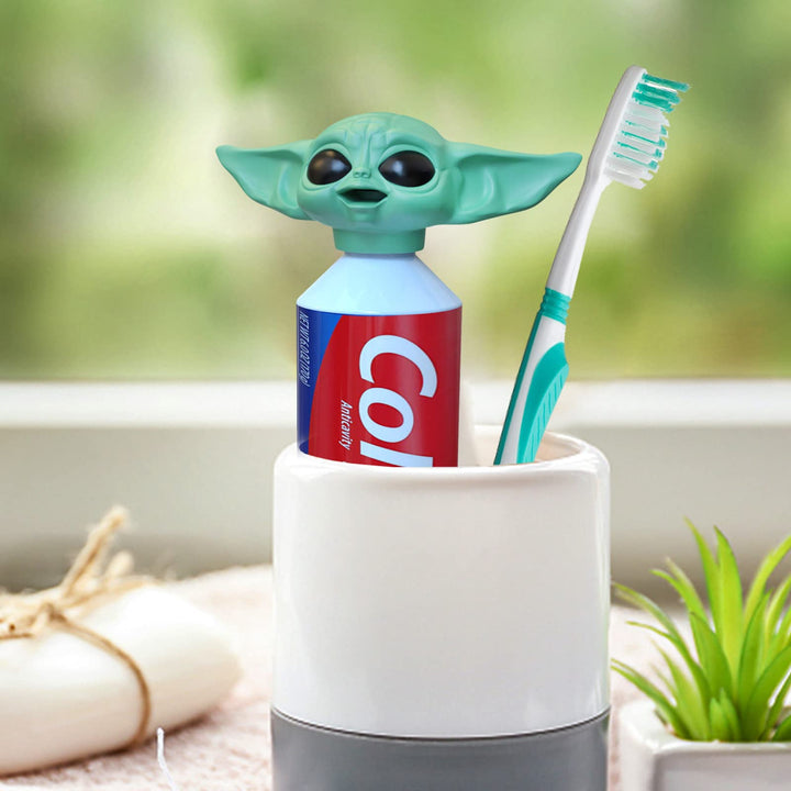 2022 New Baby Y-oda Toothpaste Topper G-rogu Cap The Mandalorian Dispenser for Kids, Star Wars Fans Gift Box