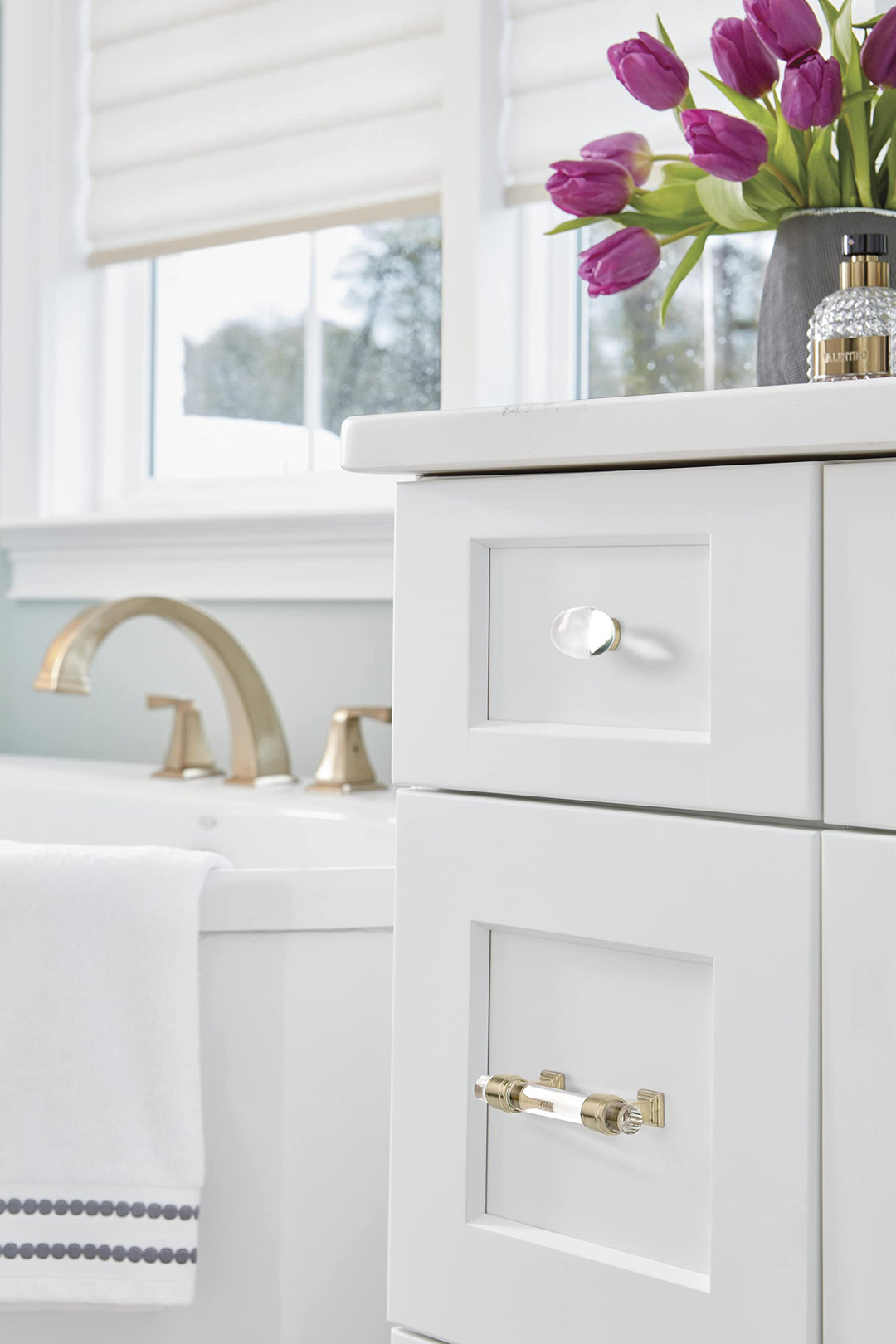 | Cabinet Knob | Clear/Golden Champagne | 1-3/4 inch (44 mm) Length | Glacio | 1 Pack | Drawer Knob | Cabinet Hardware