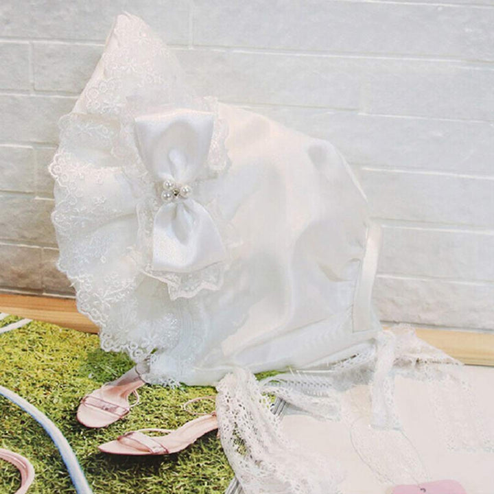 Beautiful White Hand Smocked Bonnet for Baby Girl m 18-24 Months