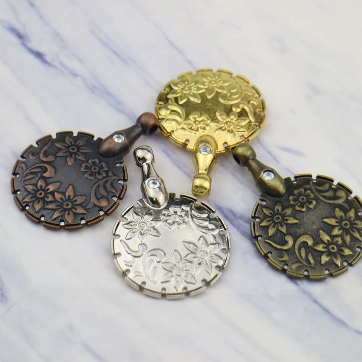 4 Pack Yarn Thread Cutter Pendants Antique Metal Round Thread Cutter Pendant Thread Floss Cutting Tools for DIY Knitting Sewing Craft
