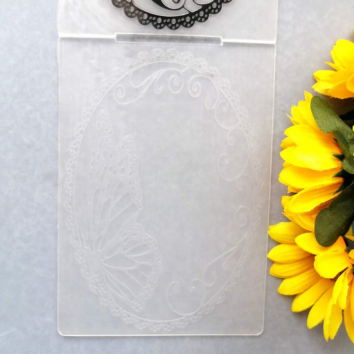 Oval Shape Butterfly Embossing Folders for Card Making and DIY Scrapbooking Craft Template Mold Making Photo Album Decor