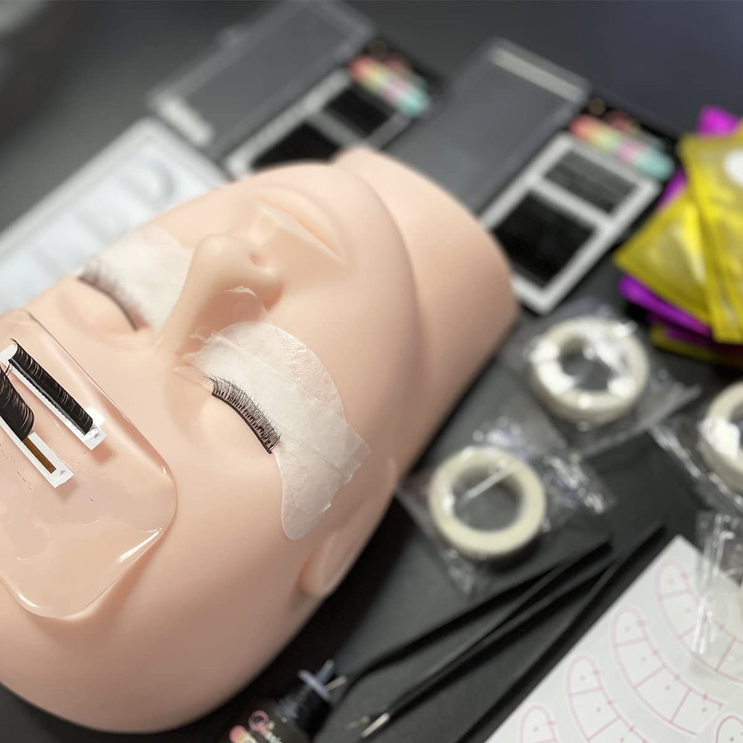 Lash Eyelash Extension Kit, False Eyelash Grafting Training Tool Kit For Beginners Eyelashes Extensions Practice with Flat Mannequin Head Individual Lashes Tweezers