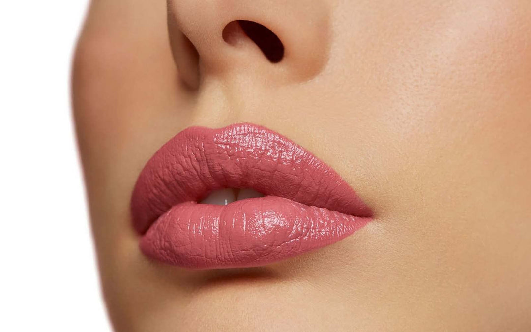 Milano Volume Enhancing Lipstick - Bright And Defined Lips - Smooth, Super Creamy And Comfortable Texture - Combats Flaking And Discomfort - Rapid Action - 102 Romantic Rose - 0.123 Oz