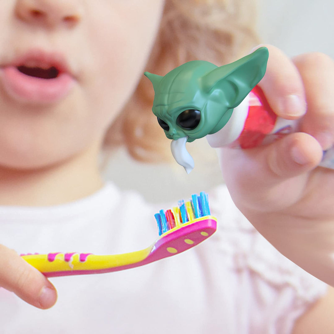2022 New Baby Y-oda Toothpaste Topper G-rogu Cap The Mandalorian Dispenser for Kids, Star Wars Fans Gift Box
