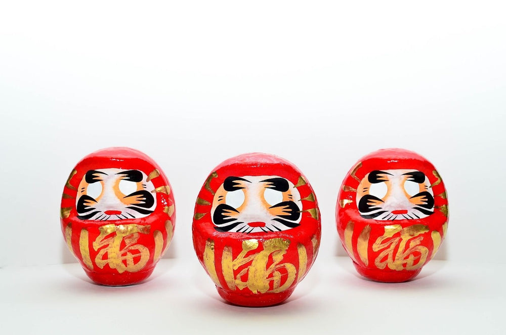 Daruma Doll Paper-Mache 3.75 Tall