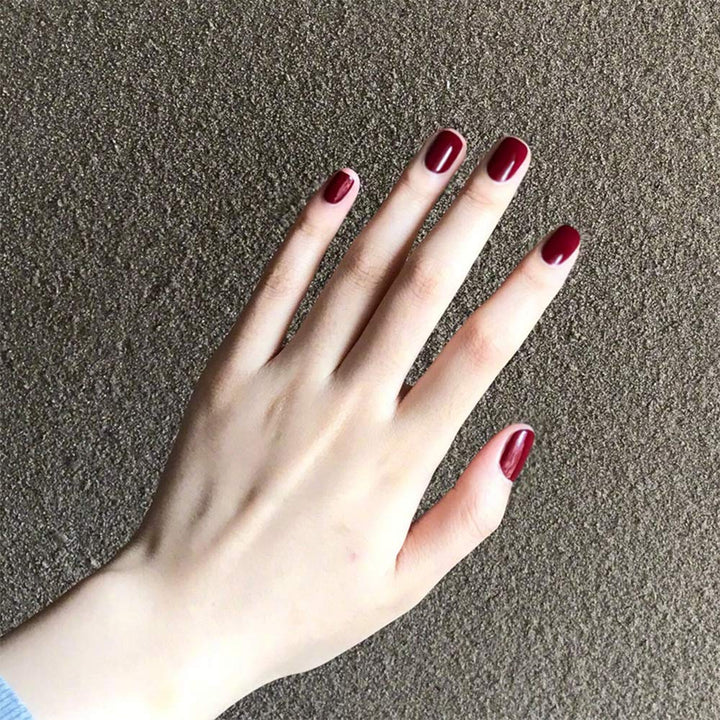 24Pcs Square False Nails Glossy Full Cover Pure Color Short Fake Nails with Glue Sticker Acrylic Artificial Press on Nails for Women and Girls (Burgundy)