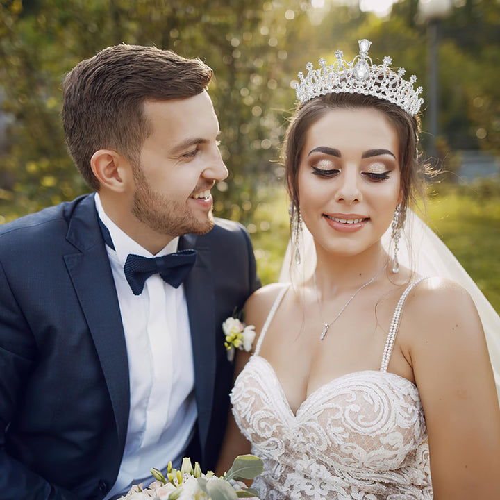 Crystal Crowns and Tiaras with Tomb for Girl or Women Birthday Party Wedding Tiaras (Style-5)