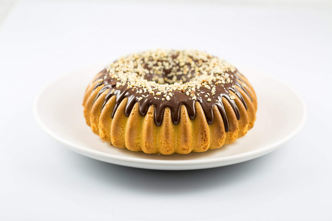 Raggio Silicone Mold, Flexible Bundt Cake Pan with 3D Technology for Ribbed Detailing, Easily Unmolds, Oven, Microwave, Freezer and Dishwasher Safe, 51-3/4-Fluid Ounces