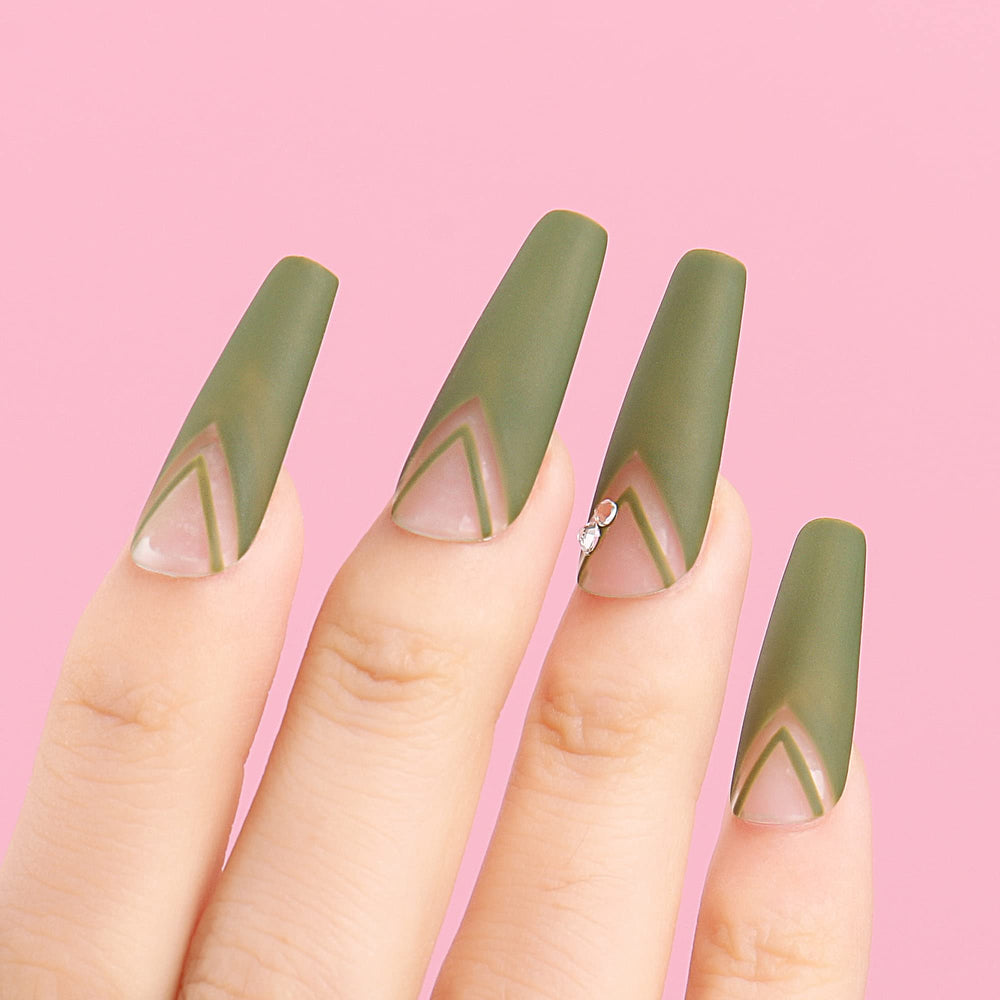 Soak Off UV LED Gel Nail Polish - Kale (073) 10ml