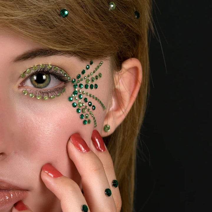 1440 Pieces SS16 Flatback Rhinestones, 4MM Flatback Crystal Rhinestones for Craft Nails Dance Costumes, Glass Flat Back Nail Crystals, Non Hotfix Rhinestones (SS16 / 4MM, Green/Emerald)