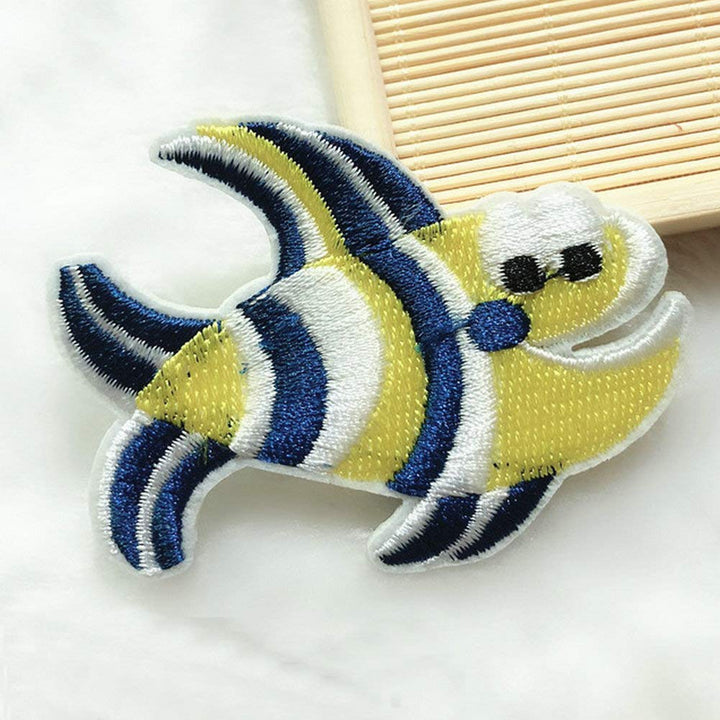 13 Pcs Seabed Ocean Animals Patches Embroidered Iron on Patch for Clothing Badges DIY Stickers Sew Applique