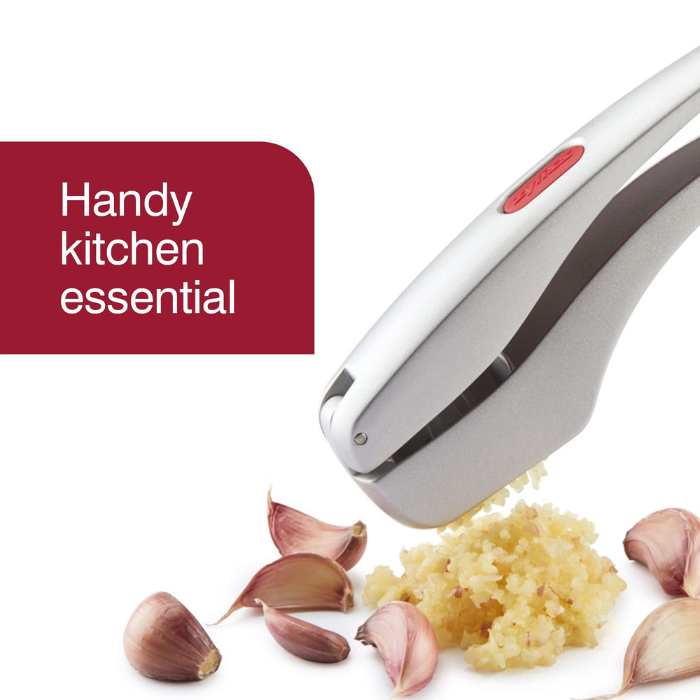 Susi 3 Garlic Press - Gift Set for Cooks - Culinary Chef Gifts - Aluminium Garlic Press with Built-In Cleaning Tool - Garlic Crusher, Mincer & Peeler for Unpeeled Garlic Cloves