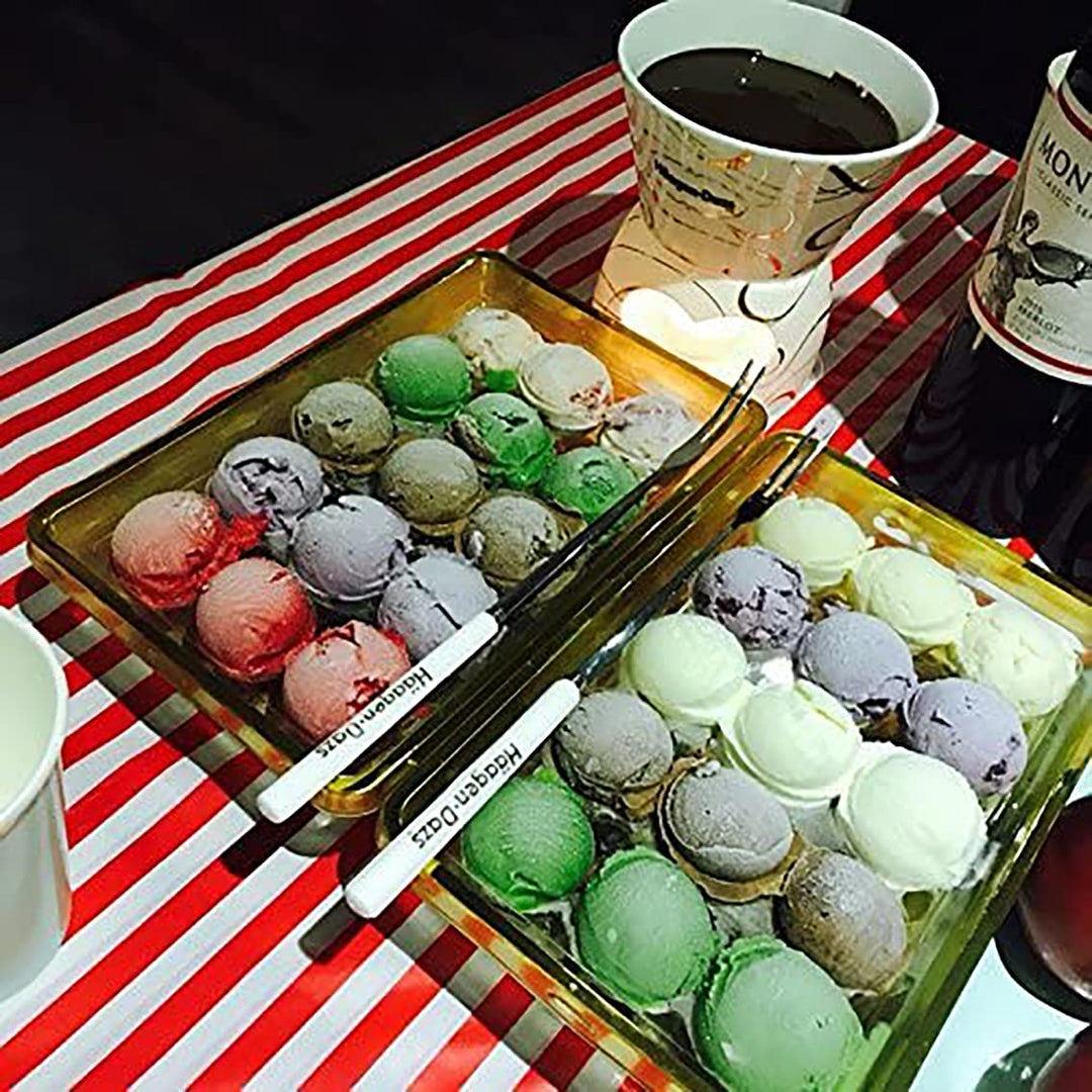 2 Pcs Disposable Black and White Cow Print Plastic Tablecloth, 108 Inch x 54 Inch Ractangle Tablecover, for Party, Dance and Picnic (Black White Cow Print, 2)