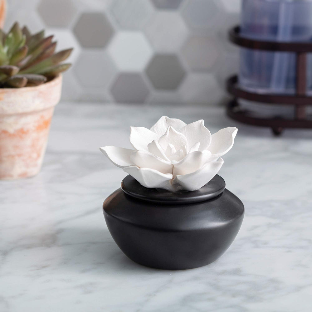 White Flower, Porcelain Passive Essential Oil Diffuser (with 15ml Peppermint Essential Oil) – Non-Electric, Battery-Free, Improves Sleep, and Relieves Stress