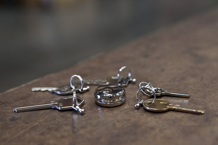 Key Spider Key Chain Accessory with 5 Split Rings, Chrome Finish