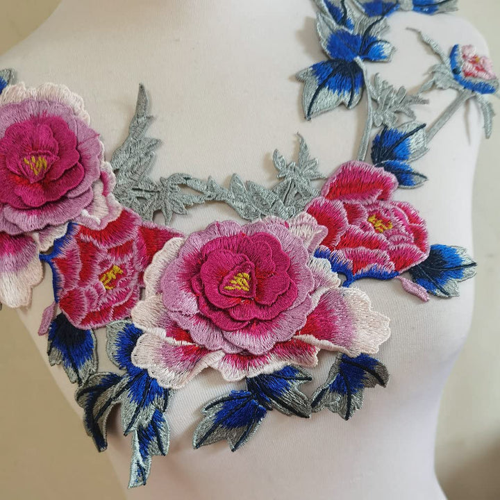 2pcs Beautiful Flowers Embroidered Sewing Applique Patches (Bright Pink C)