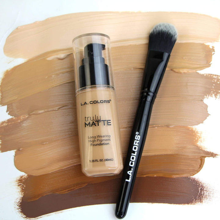 Truly Matte Foundation, Medium Beige CLM355