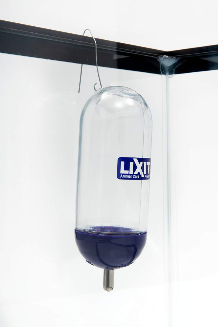 Corporation SLX0860 Aquarium/Cage Small Animal Water Bottle, 10-Ounce
