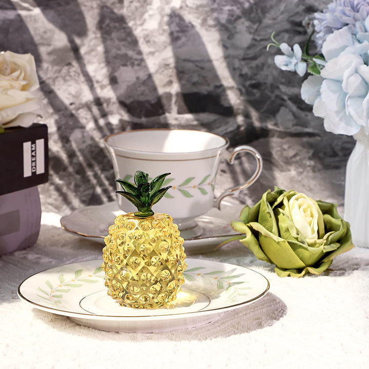 Crystal Pineapple Figurine Crystal Pineapple Ornament Decorative Crystal Fruit Sculpture Collectible, Glass Pineapple Paperweight Tabletop Centerpiece for Home Office Desktop Decor (5cm x 8cm)