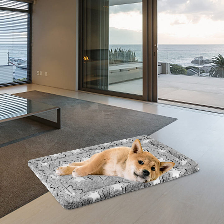 Dog Bed Mat Dog Crate Pad Reversible (Cool & Warm), Machine Washable Dog Crate Mat, Kennel Pad for Dog Sleeping Mattress for Large Medium Small Dogs, Grey