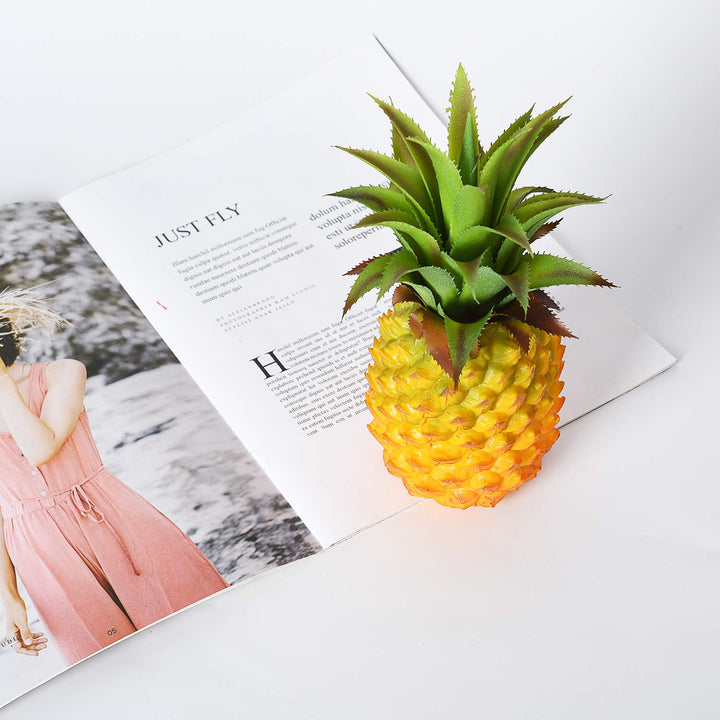 Artificial Pineapple, Realistic Artificial Fruit Fake Pineapple for Home Cabinet Table Party Decoration (8.2)