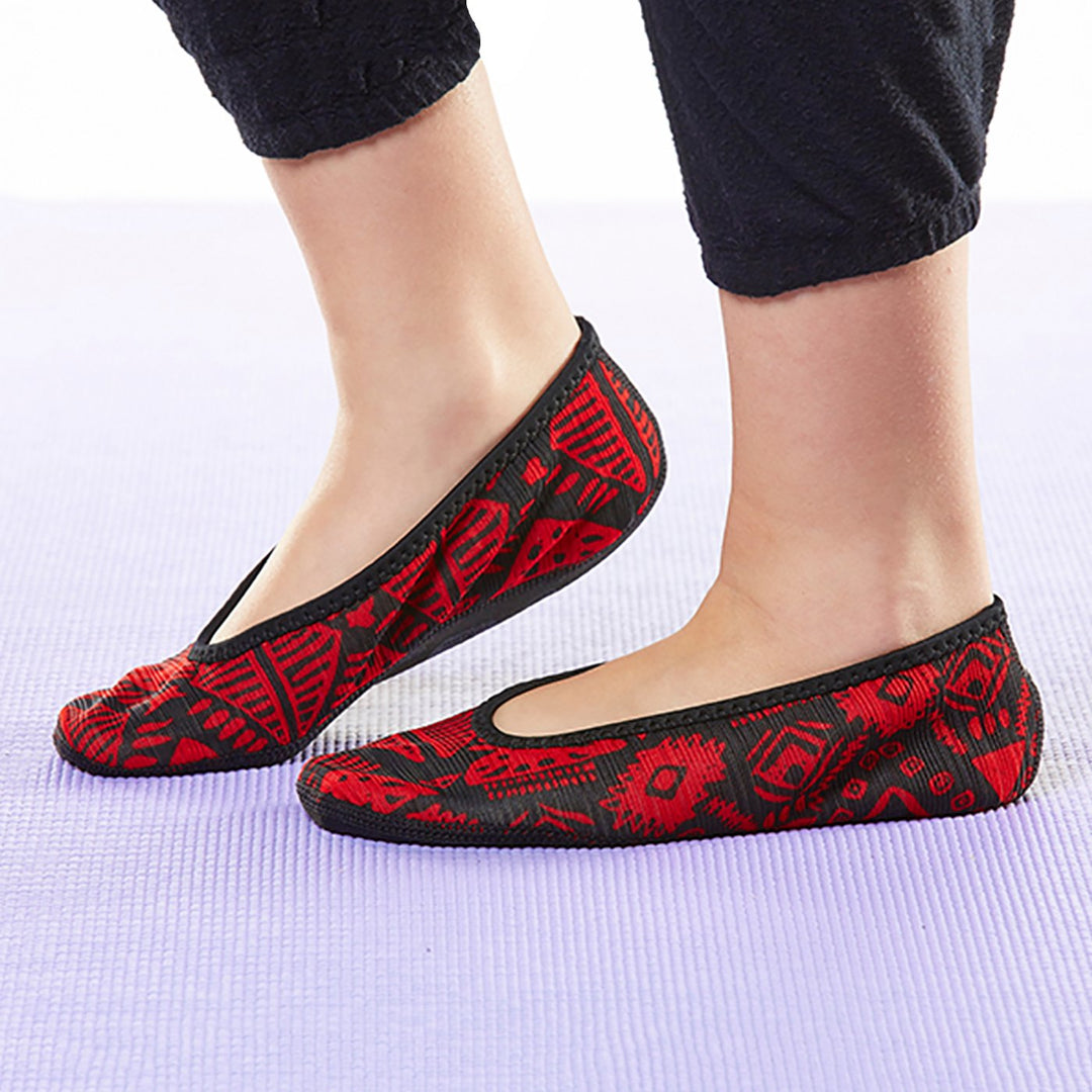 Fuzzies Slipper, Red Aztec, Medium