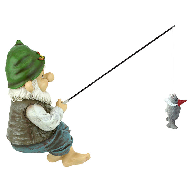 QM2806500 Ziggy the Fishing Gnome Handcast Polyresin Statue, 9.5 Inch, Full Color