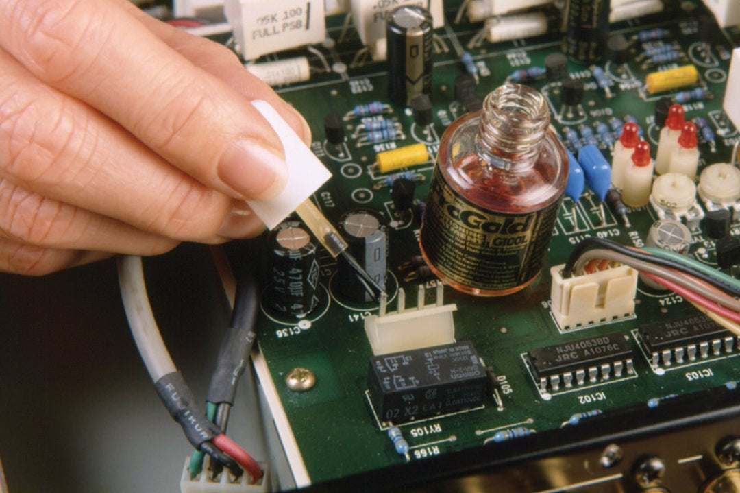 DeoxIT® Gold Audio/Video/Data Connector Cleaner, Enhancer & Protector Kit