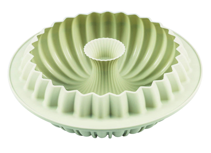 Raggio Silicone Mold, Flexible Bundt Cake Pan with 3D Technology for Ribbed Detailing, Easily Unmolds, Oven, Microwave, Freezer and Dishwasher Safe, 51-3/4-Fluid Ounces