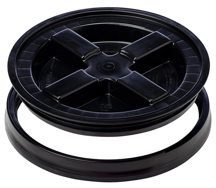 GAMMA2 Gamma Seal Lid - Pet Food Storage Container Lids - Fits 3.5, 5, 6, & 7 Gallon Buckets, Black, Made in USA