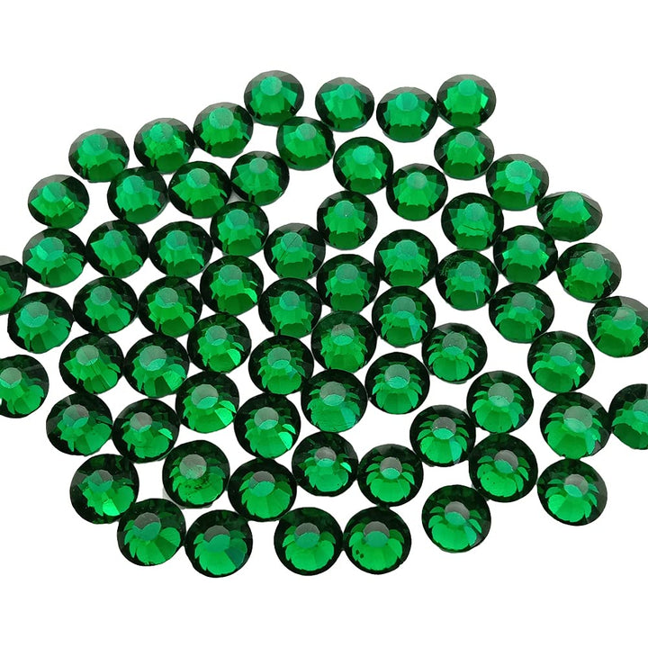 Glass Crystal Flatback Rhinestones for Nail Art and Craft, Round Stone Gems Sparkly Diamond (SS20 / 720pcs, Emerald)