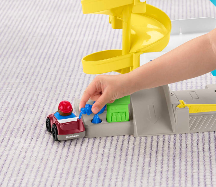 Little People Toddler Toy Helpful Neighbor’s Garage Playset with Spiral Ramp & 2 Cars for Pretend Play Ages 18+ Months