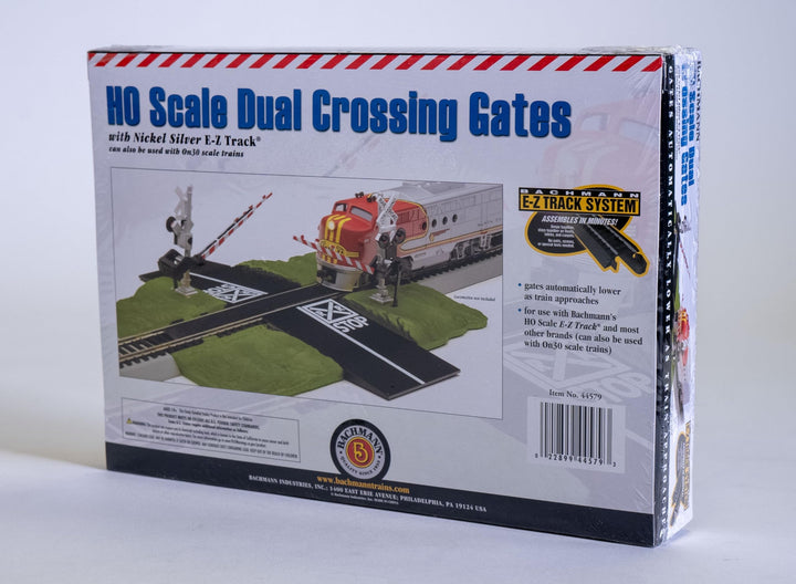 Trains Snap - Fit E - Z Track Crossing Gate ' HO Scale