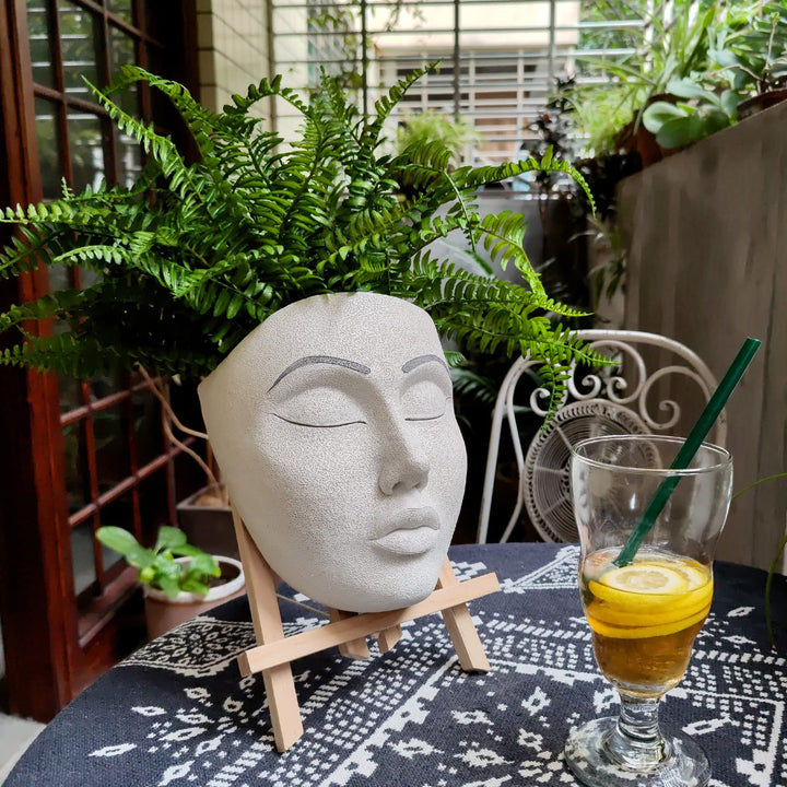 Wall Planter for Indoor Plants Unique Face Head Hanging Planter of Outdoor Garden's Fence Mount, Flower Pots for Mother's Day Christmas Birthday Gift (White)