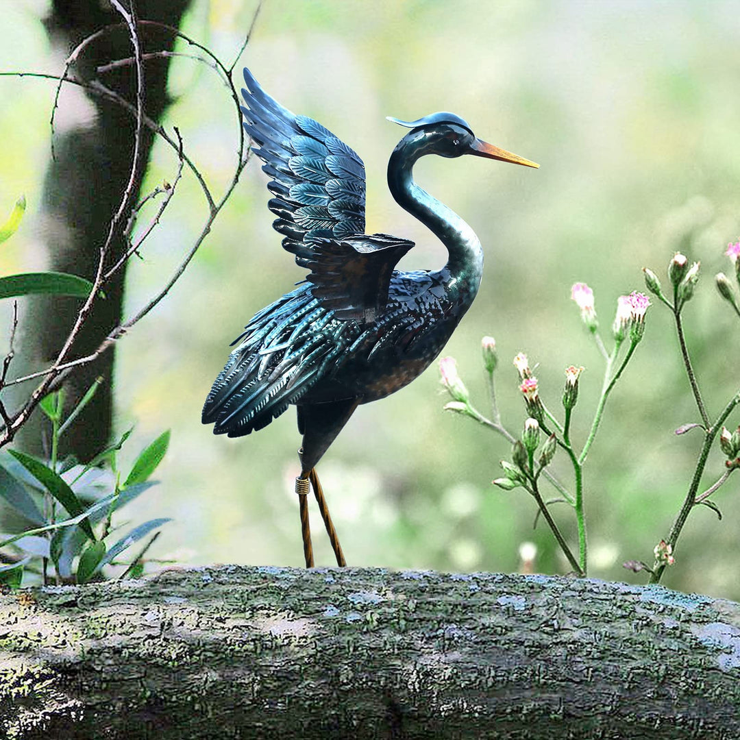 Crane Garden Statue Sculpture, Metal Heron Outdoor Decor, Yard Art Bird Decoy for Backyard Pond Patio Porch Lawn Decorations