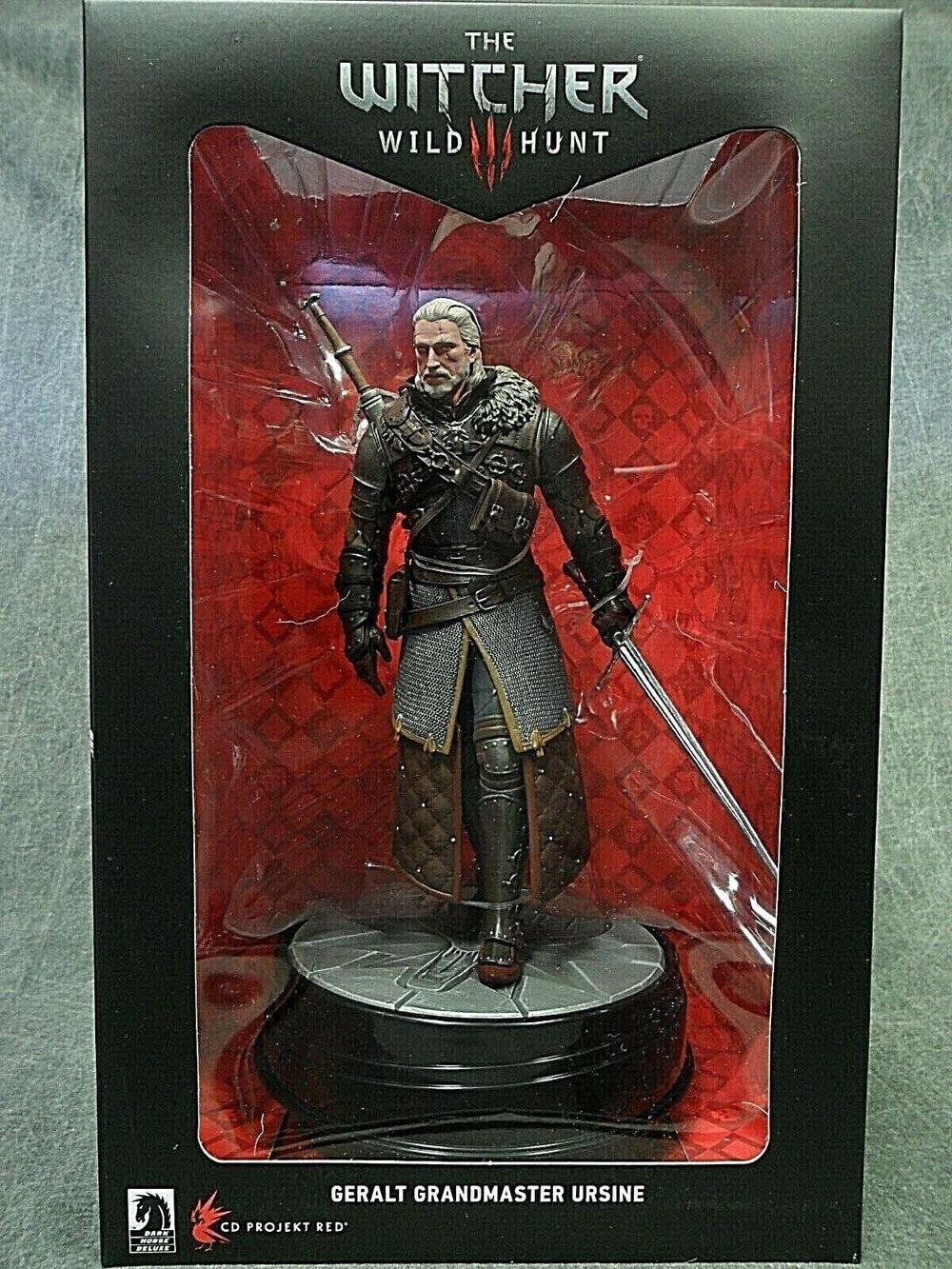Deluxe The Witcher 3: Wild Hunt: Geralt Grandmaster Ursine Figure