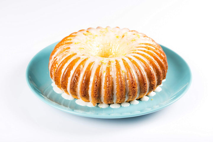 Raggio Silicone Mold, Flexible Bundt Cake Pan with 3D Technology for Ribbed Detailing, Easily Unmolds, Oven, Microwave, Freezer and Dishwasher Safe, 51-3/4-Fluid Ounces